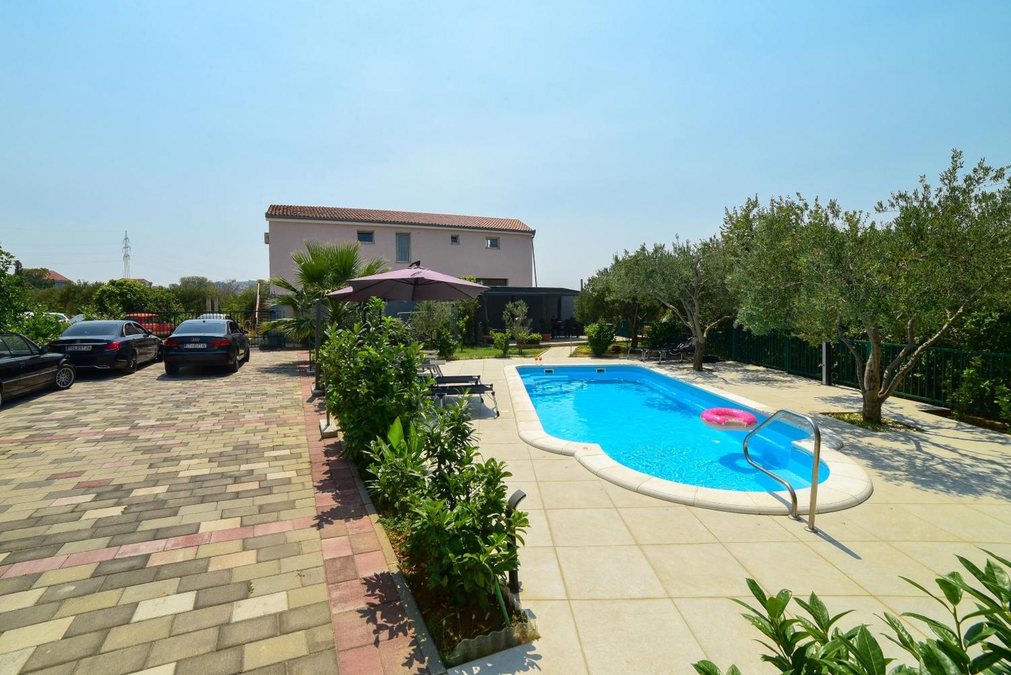 Lucante Apartment Split