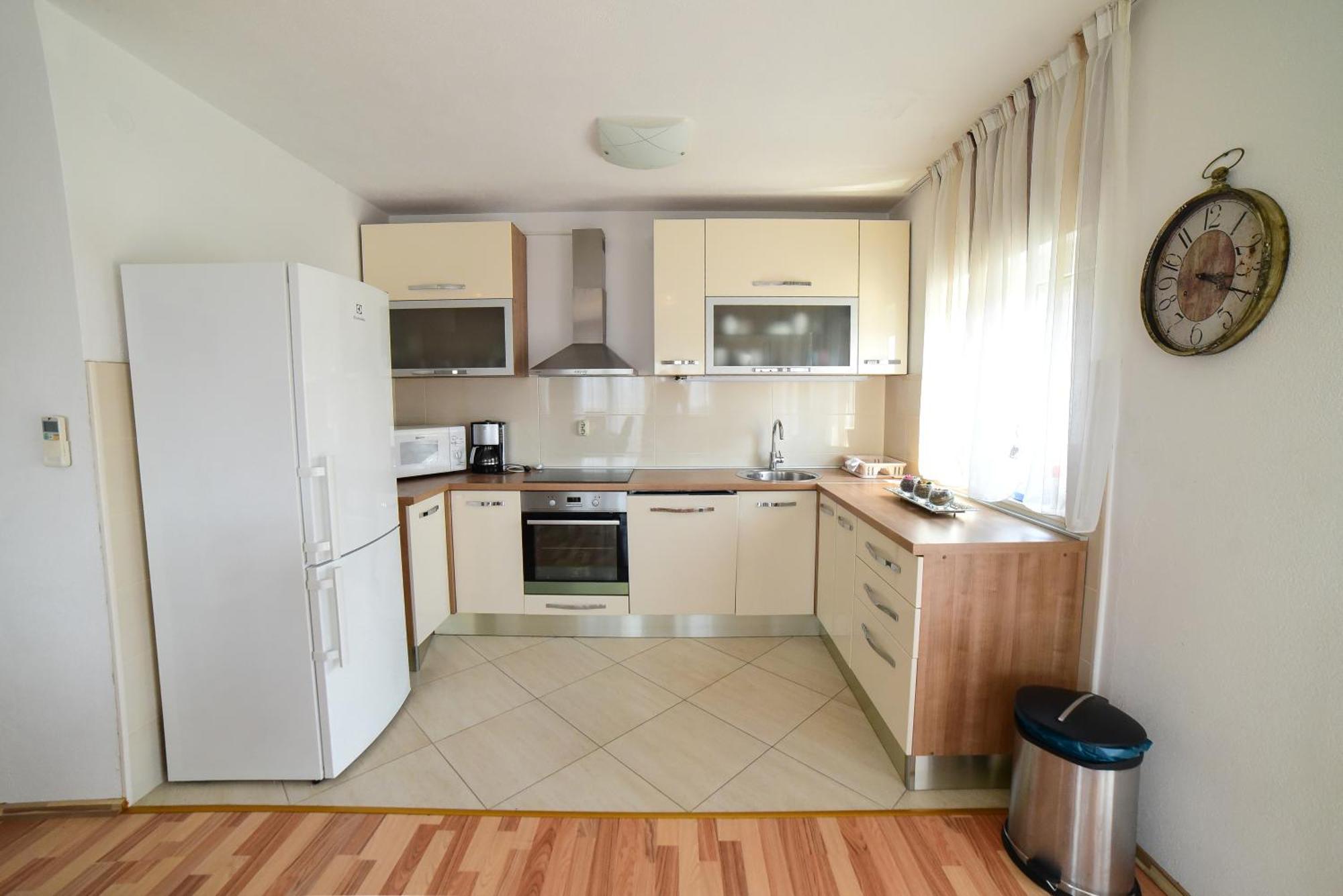 Lucante Apartment