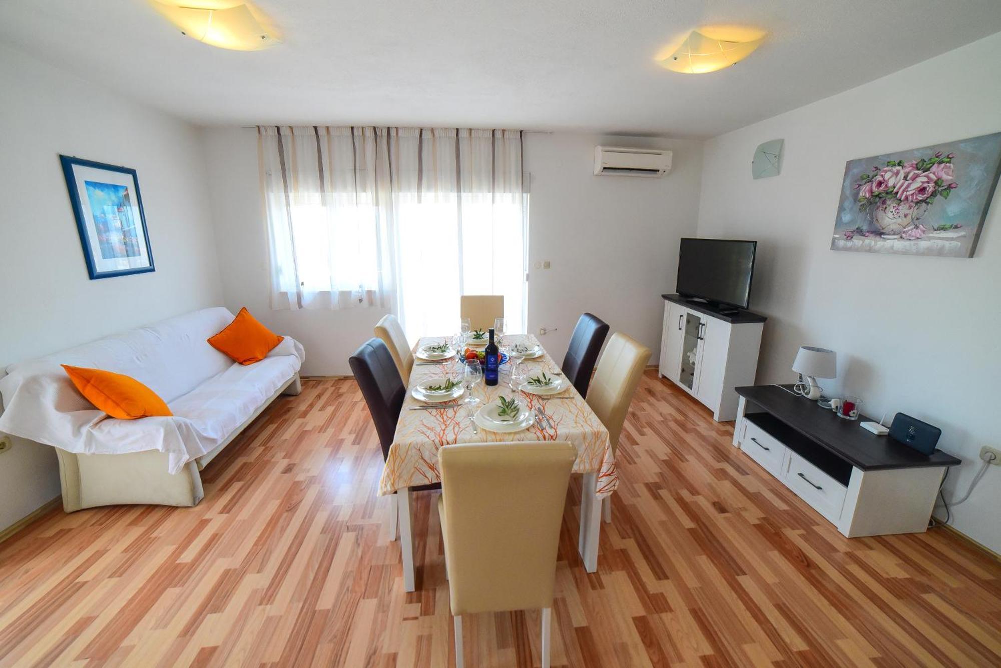 Apartament Lucante *