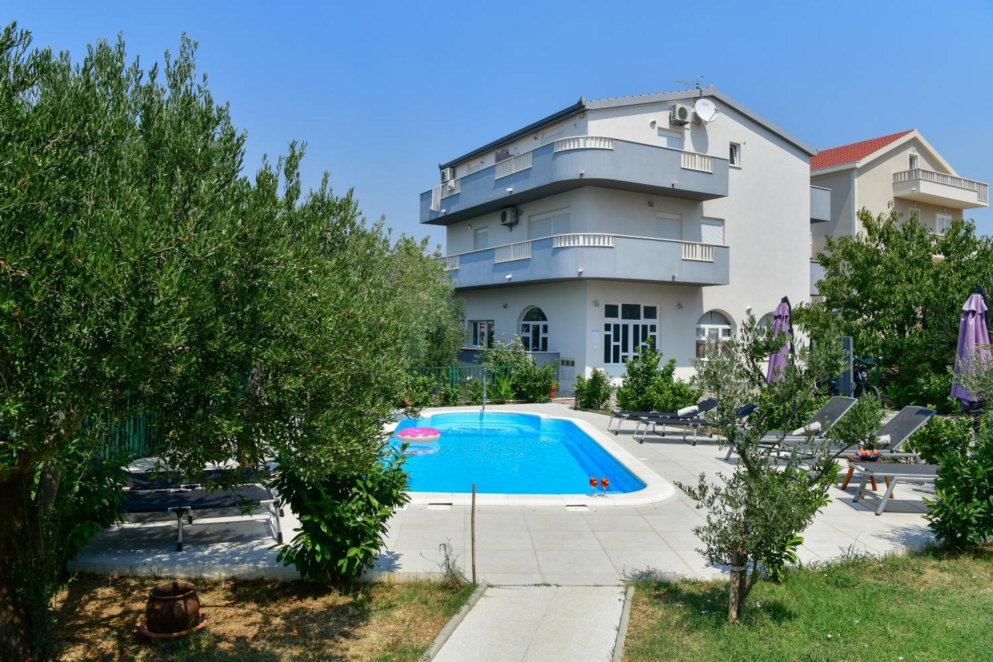 Lucante * Split