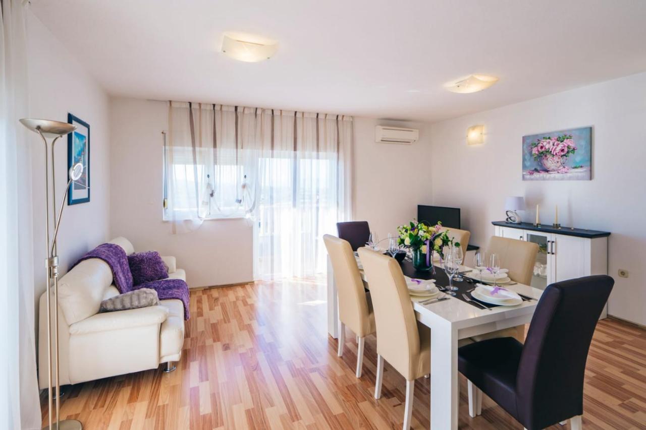 Apartament Lucante *